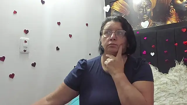 Evaaross 2345 online show from April 27, 2:25 pm