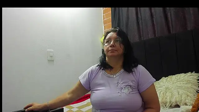 Evaaross 2345 online show from November 26, 2:18 pm