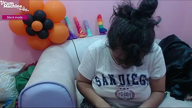 Drool Sucker online show from November 9, 12:45 pm