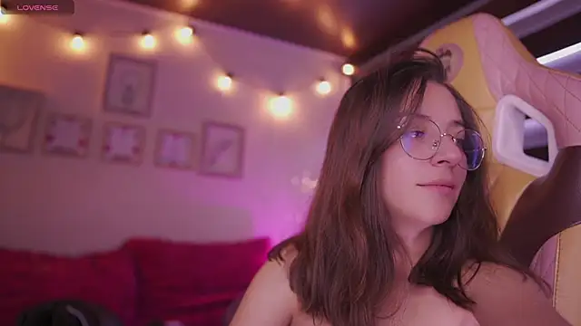 milly kenner online show from December 1, 6:43 pm