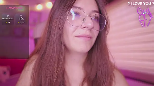 milly kenner online show from February 25, 7:45 pm