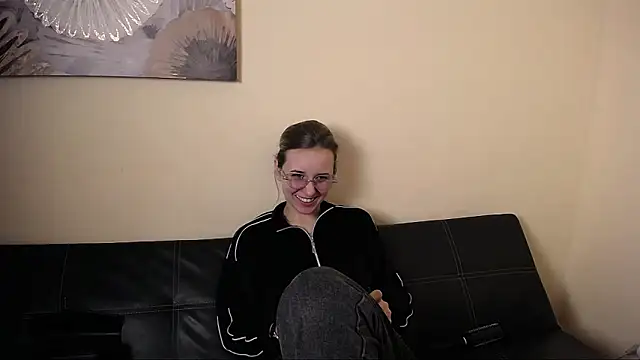  Nicole new online show from March 5, 10:44 am