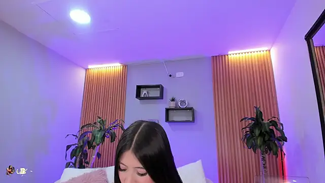 Aixaa charles online show from April 21, 12:34 pm