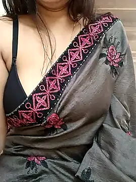Snapshot of kaamuk_shweta chatting on December 2, 7:10 am kaamuk shweta online show from December 2, 7:10 am