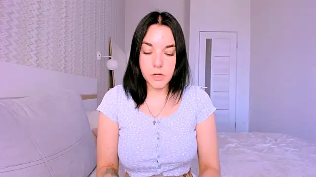 Kate Ree online show from July 1, 6:46 am