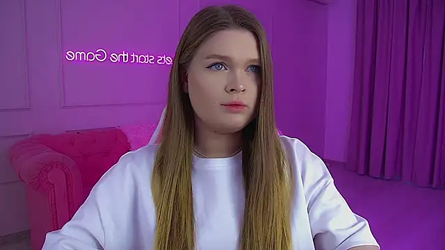 CrystalLyons online show from February 22, 12:39 pm