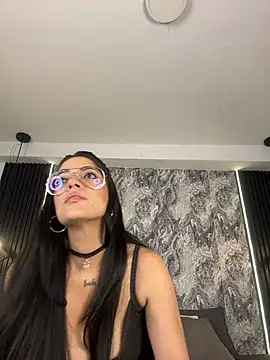 aura-baker online show from March 6, 1:06 pm