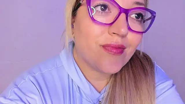 Snapshot of Naty_Mature_ chatting on October 13, 12:13 am Naty Mature online show from October 13, 12:13 am