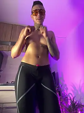  PhillipBrown online show from March 6, 1:06 pm