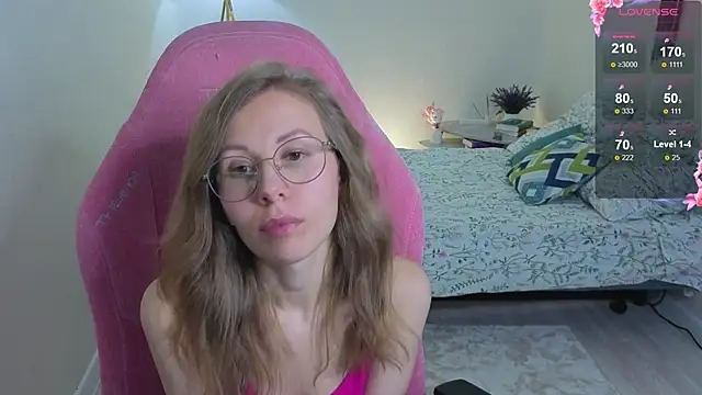 Lill Mary online show from September 10, 2:11 am