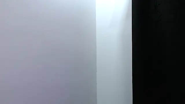 Kitten Hot  online show from March 11, 3:22 am