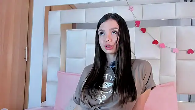 isabella gomez11 online show from March 2, 11:32 pm