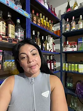 Hot beauty   online show from March 4, 3:35 am