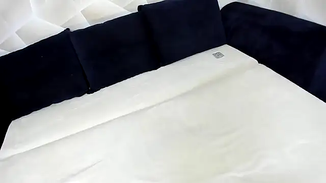 Sweet Lanaaaaa online show from April 21, 11:17 am