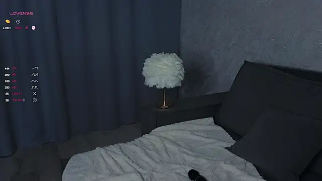 elsa limerence online show from November 9, 10:44 am