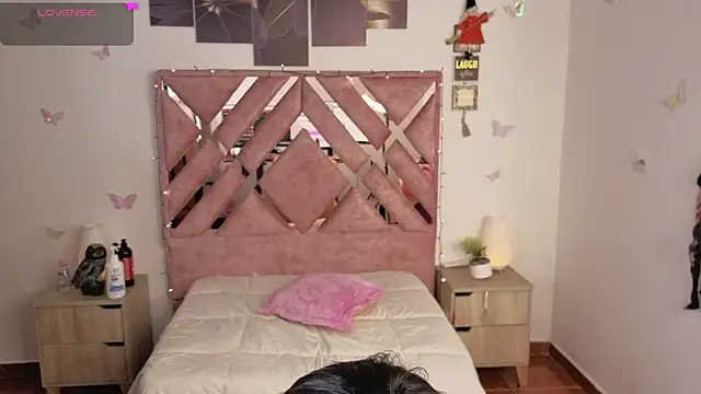 Diosa-afrodita online show from November 8, 5:12 am