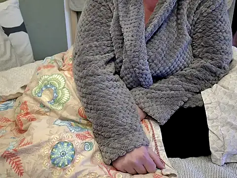 MarthaBriest online show from January 13, 10:52 am