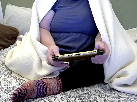 MarthaBriest online show from November 9, 12:34 pm