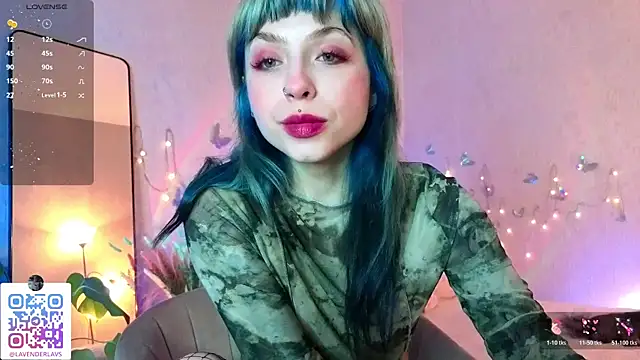 lavenderluxe online show from April 24, 6:00 pm