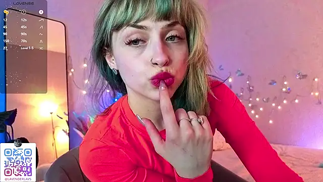 lavenderluxe online show from April 20, 8:45 pm