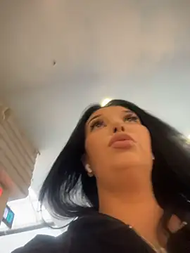 Tisha Busty online show from April 24, 1:47 pm