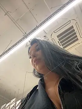 Tisha Busty online show from April 27, 2:14 pm