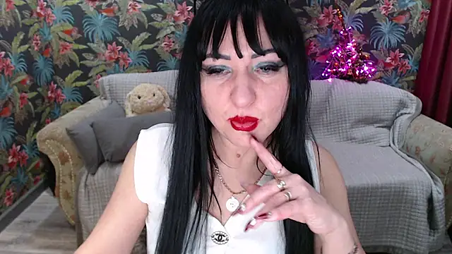 SusanLaNice online show from December 21, 12:26 am