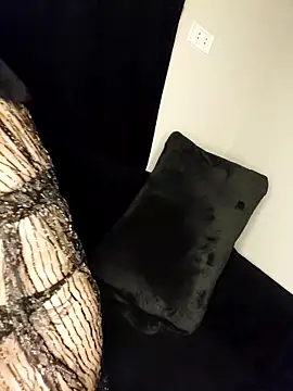 -Arab milf- online show from October 9, 10:03 pm