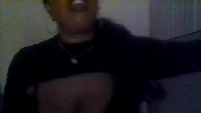 Snapshot of KittyKayla chatting on October 20, 7:55 am KittyKayla online show from October 20, 7:55 am