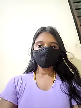 Cuteemoon online show from February 15, 8:30 pm