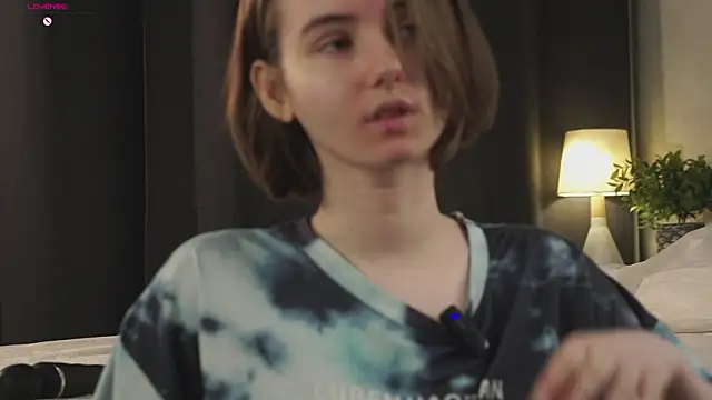 MeghanElson online show from February 6, 1:14 pm