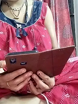 miss-Riy online show from April 25, 4:37 pm