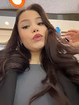 Chloe  Moon online show from March 6, 2:12 pm