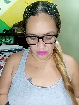 mom son dirty online show from April 25, 2:25 pm