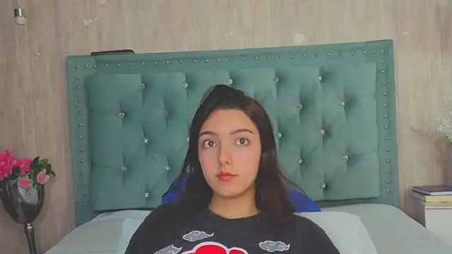 Snapshot of Marcelaa_fox chatting on September 30, 2:28 am Marcelaa fox online show from September 30, 2:28 am