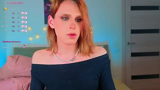  yourFoxy  online show from April 22, 11:40 am