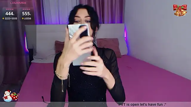 Hennessy XO online show from January 10, 7:18 pm