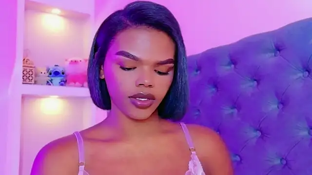 CamiEstrada online show from October 21, 2:15 am