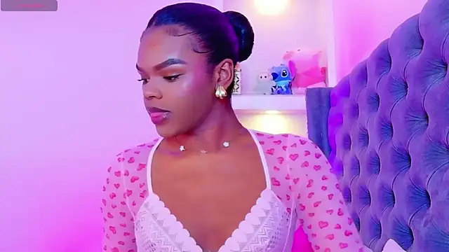 CamiEstrada online show from November 21, 5:59 pm