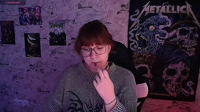 Rudy 02 online show from April 26, 1:53 pm