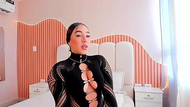 SofiiSweet  online show from October 30, 2:29 pm