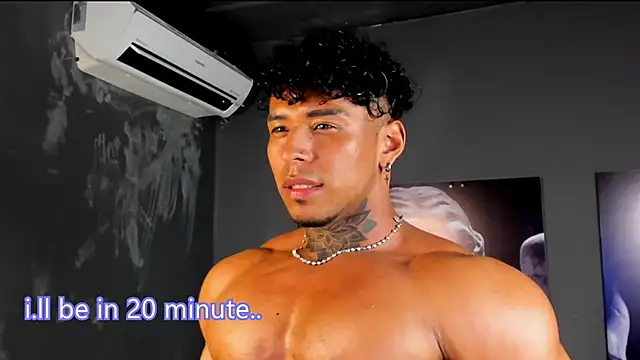 bradley smith online show from December 20, 11:58 am