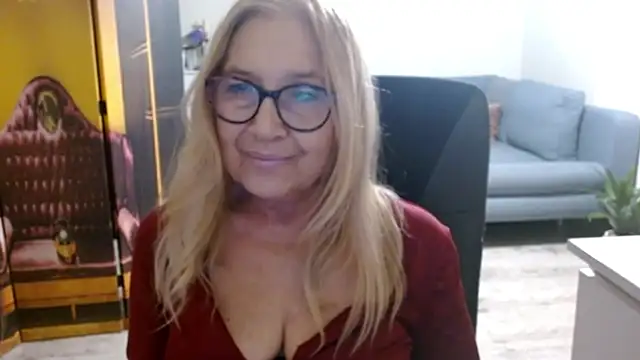 sofia xkiss online show from December 16, 2:56 pm