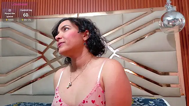 Sluttyandmature online show from April 22, 12:57 pm