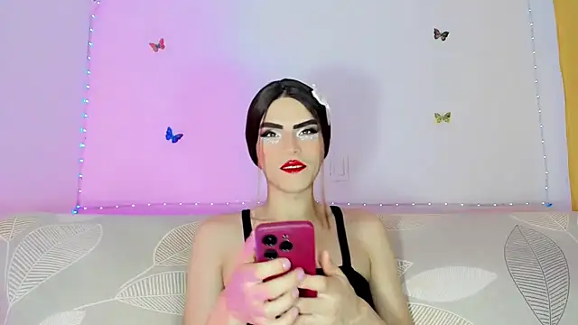 TatiGil online show from June 6, 8:48 pm