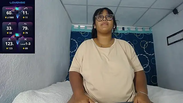 miajoseph  online show from May 2, 3:43 am