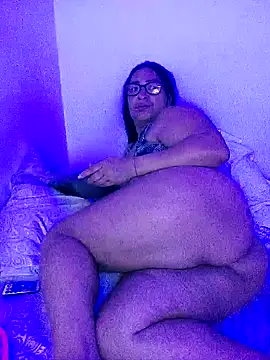 Snapshot of sexy_hot_carol chatting on September 25, 5:50 am sexy hot carol online show from September 25, 5:50 am