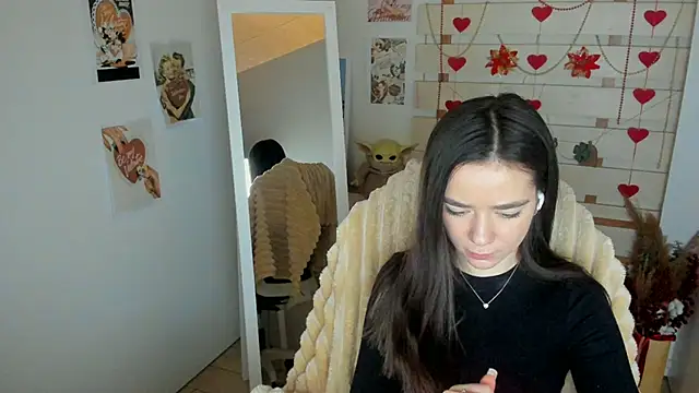 Bella XO online show from March 12, 7:55 am