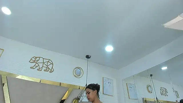 rave connor online show from April 10, 6:58 pm