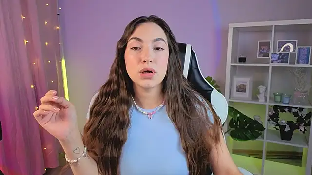 MelissaLovely  online show from July 11, 9:31 am